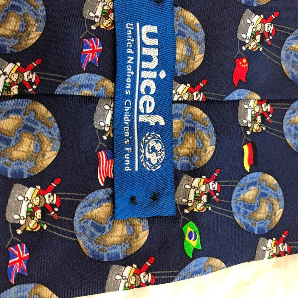 Unicef Mens Tie Silk Hot Air Balloon Santa Christmas Blue Necktie - Picture 4 of 5